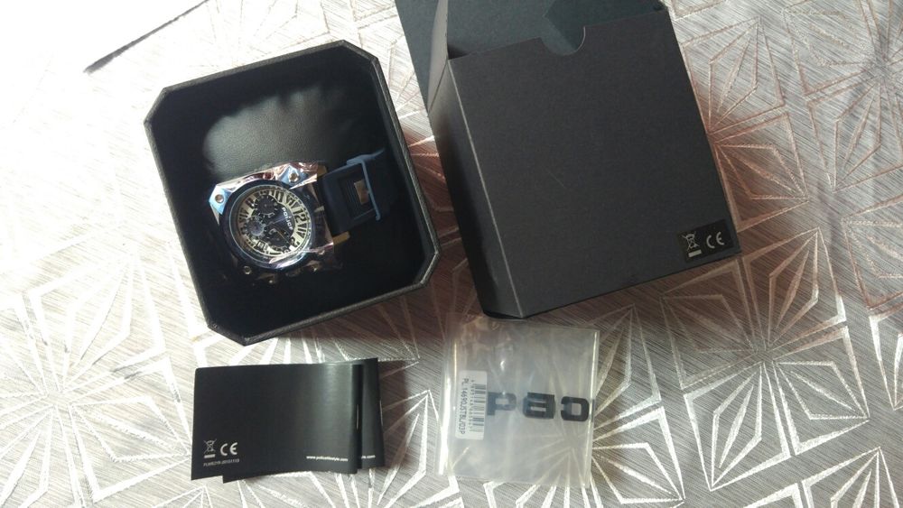 Часовник Police Hellcat