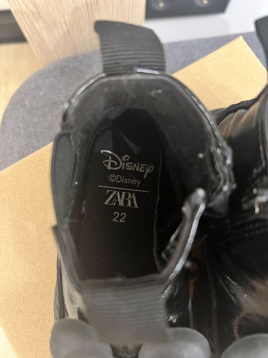 Ботинки для малышки 22 размер Zara