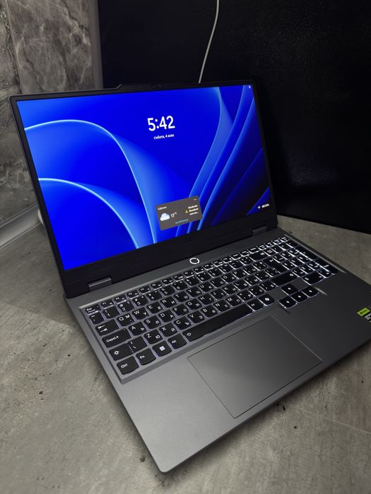 Лаптоп Lenovo LOQ