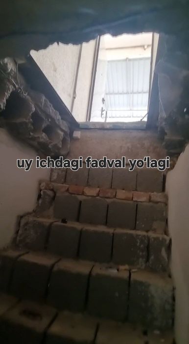 FARG'ONA SHAHAR muhayyo shodiyona MFY da uyimz arzon narxda sotiladi