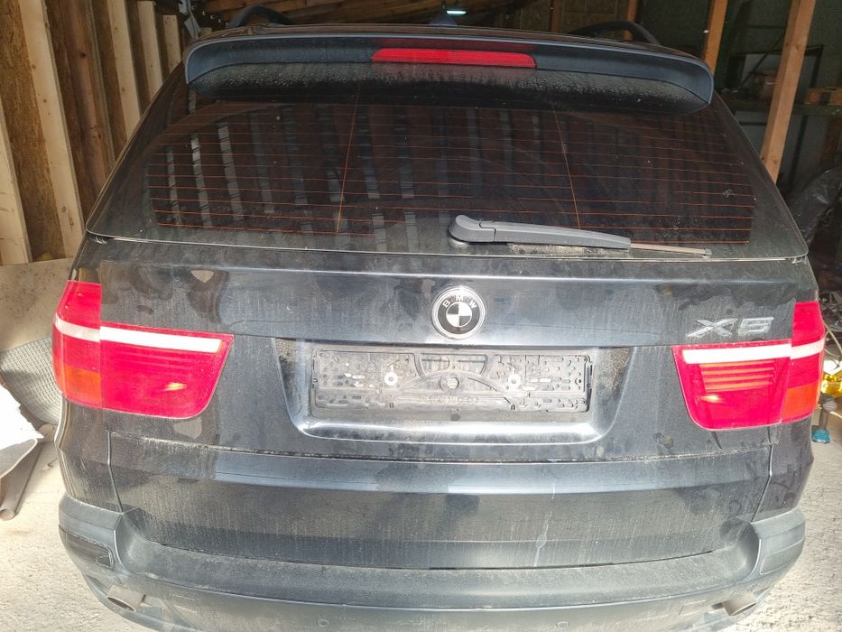 Dezmembrez bmw x5 e70 3.0d 235 cp 2008