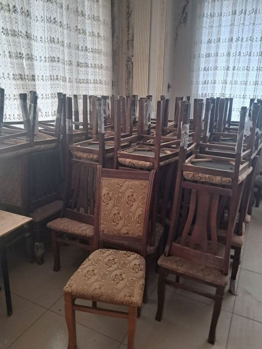 Стол стул сотилади