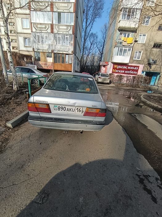 Продам машину Nissan