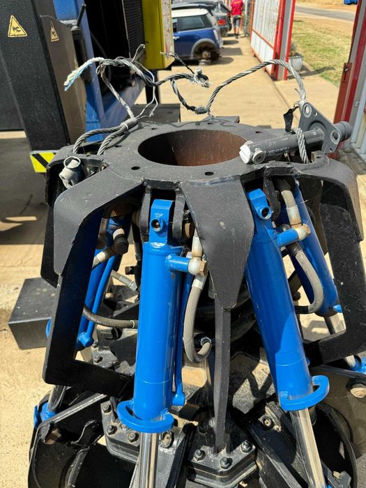 Щипка за скрап рециклирана