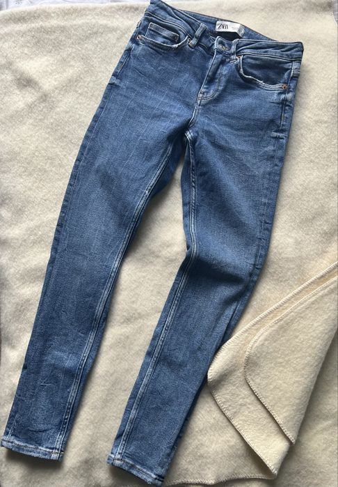 Дънки Zara, Twinset, Scotch &Soda и други.