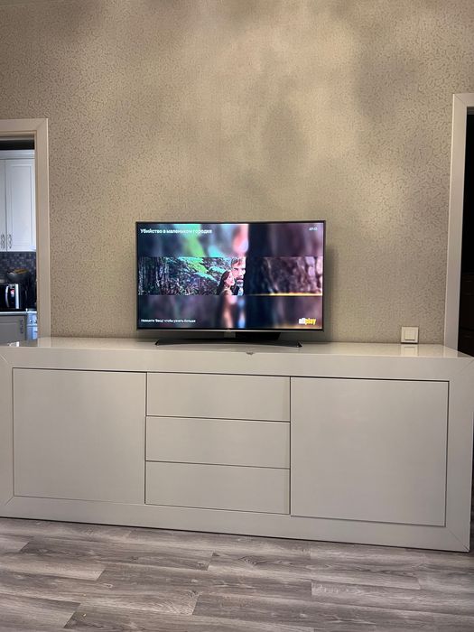 Тумба под телевизор