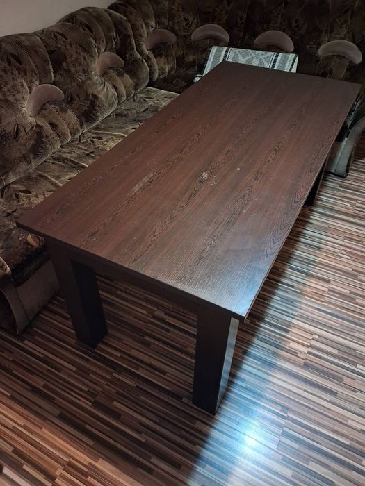 Трапезна маса венге