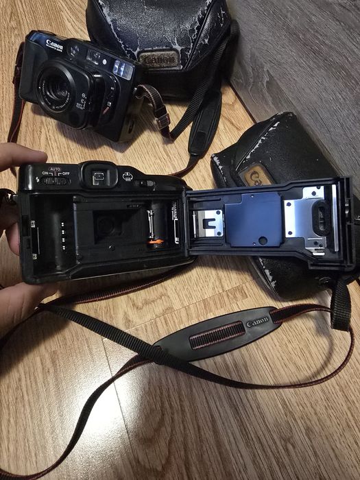 Фотоапарати Canon Sure Shot Tele 35mm film