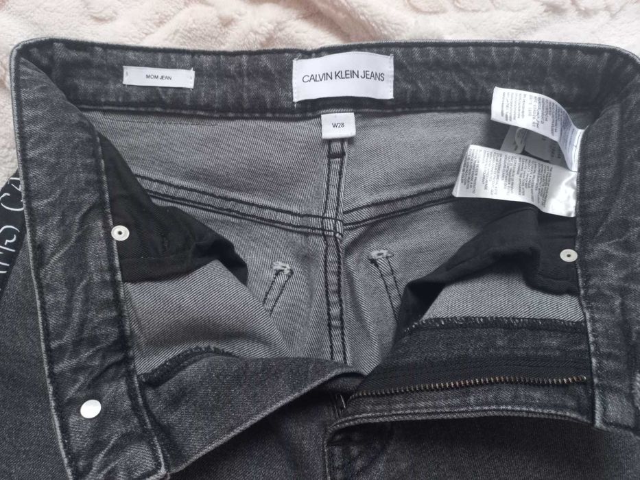 Blugi dama CALVIN KLEIN marime 28