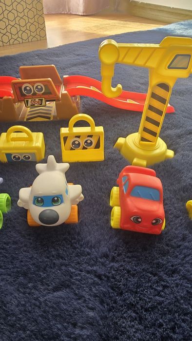 Set masinute si avioane
