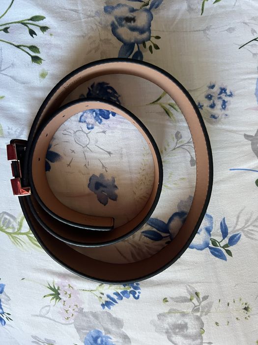 Curea Louis Vuitton Lv