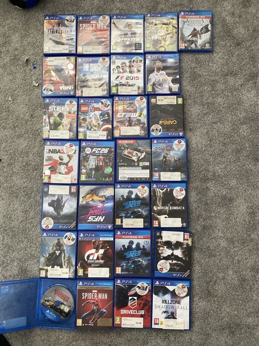 30 de  Jocuri PS 4 functionale bune 1000 ron toate