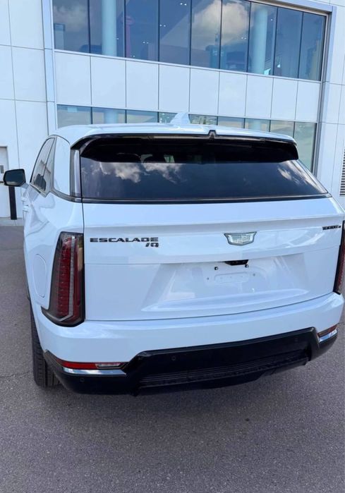 Cadillac Escalade IQ Sport 2026 new