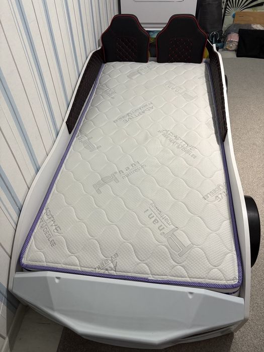 Детско легло - спортен автомобил