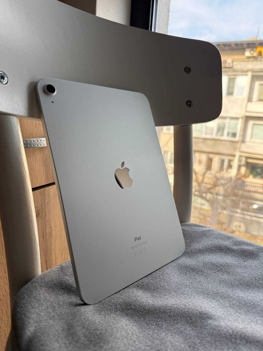 Apple iPad 10th Gen 256GB + Stylus + Case, Отлично състояние
