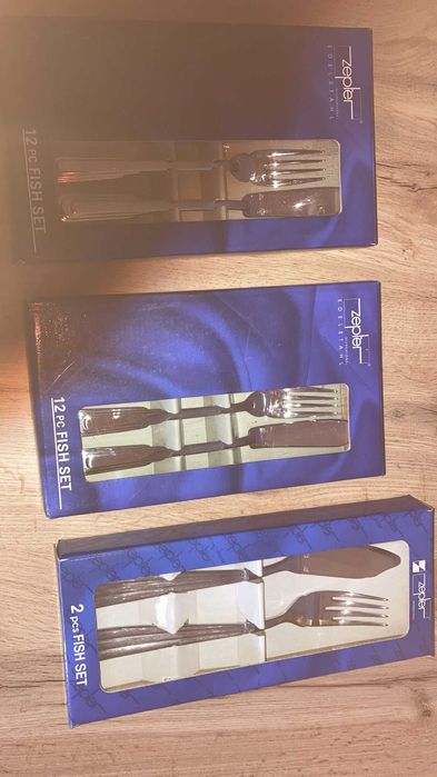 Vand set de tacamuri pentru servire peste, pt 12 persoane, nou