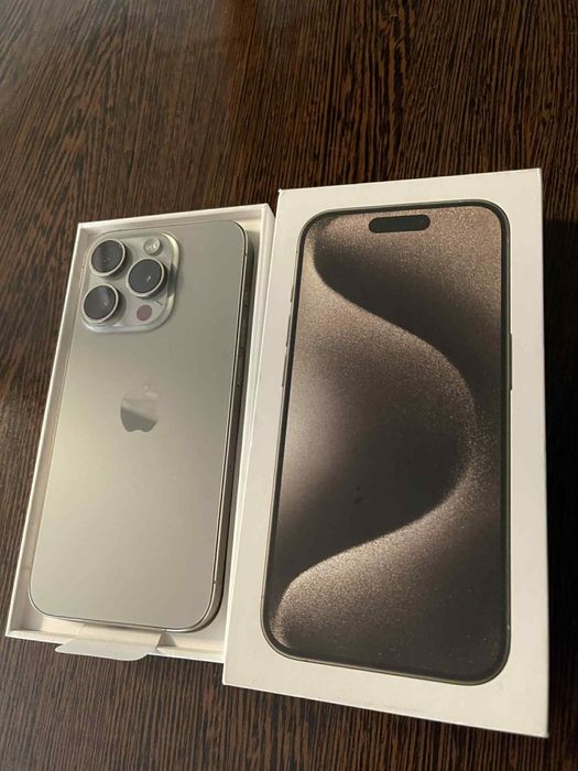 Vand iphone 15 pro titanium