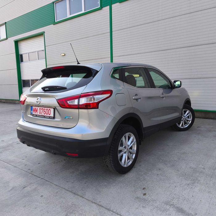 Nissan Qashqai J11 1.5 dCI 110CP EURO5 AN 2015 - Numere roșii 16.04