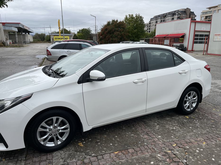 Тойота корола