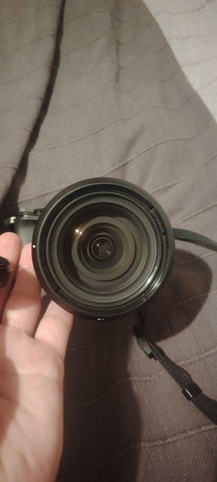 Sony a6400 с микрофон, обектив, 2 батерии и светкавица