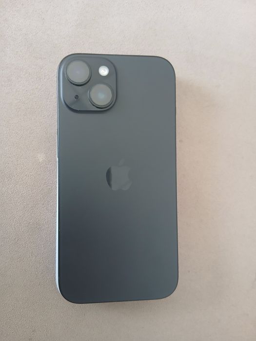 Продам iPhone 15, 128 GB