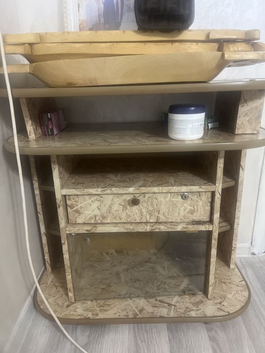 Тумба под телевизор / шкаф из дерева (OSB)