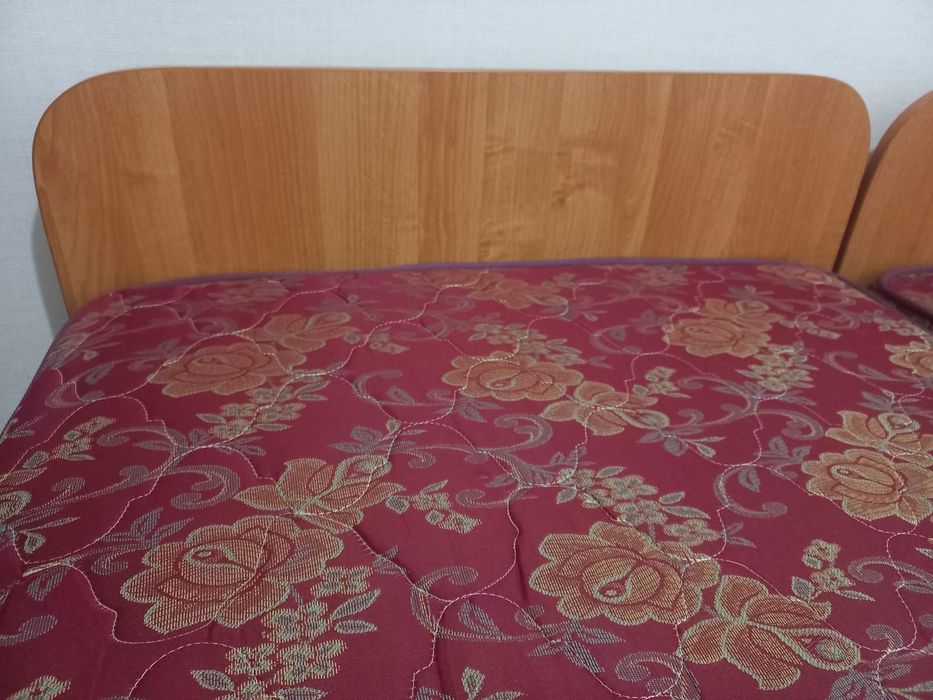 Продам две полуторки.