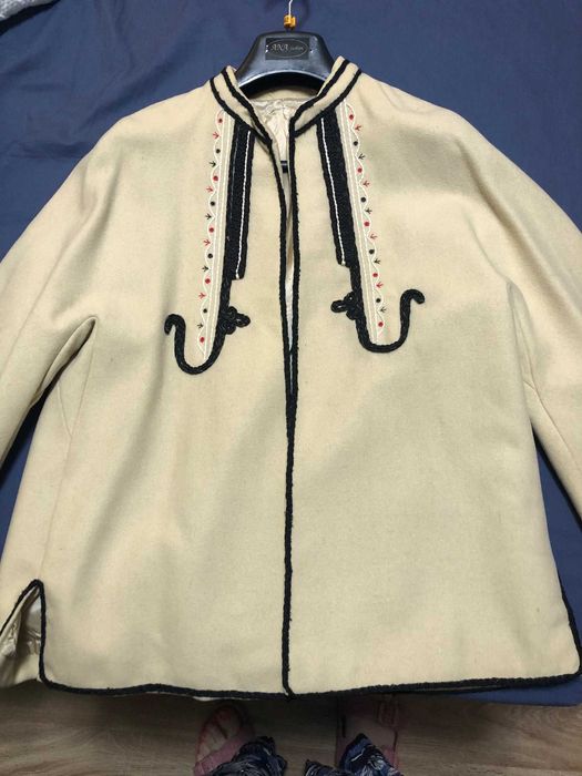 Vand haina handmade UNICAT