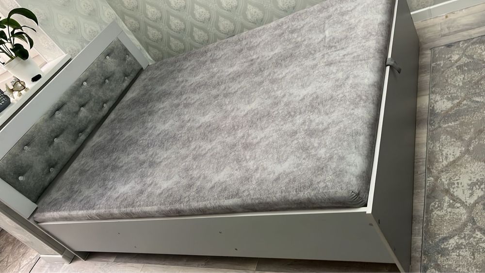 Спальня кровать сатылады