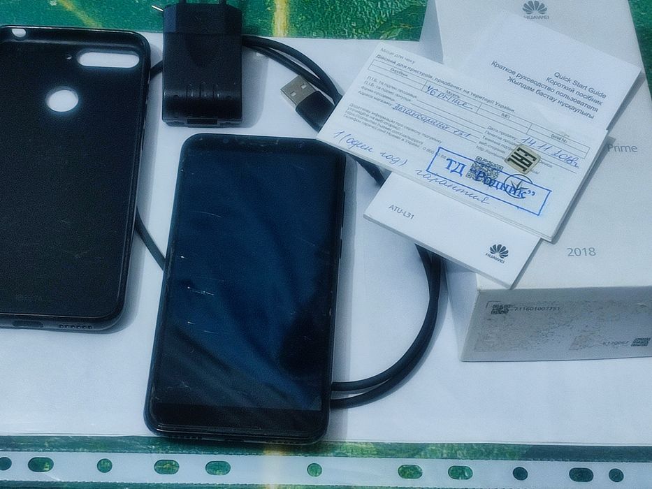 Смартфон Huawei . Y 6 prime (2018 года )