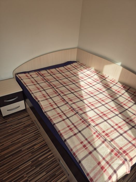 Mobila pal in nuante de bej