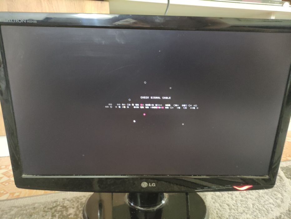 Монитор Lg w2243s