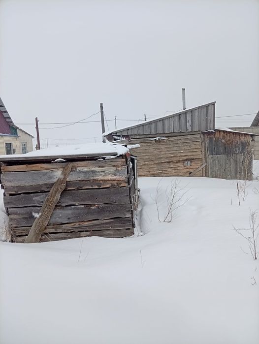 Продам участок с не достройным домом