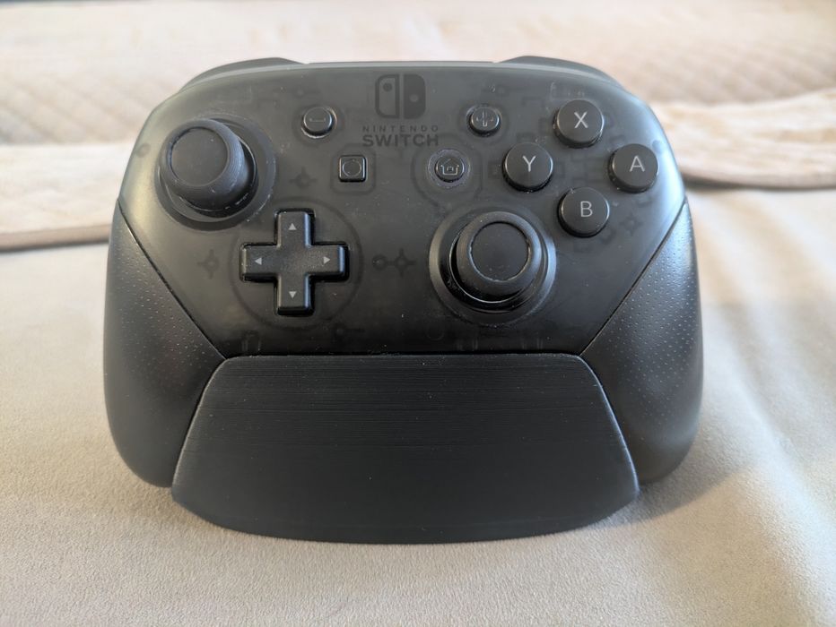 Nintendo Switch + pro controller + игры