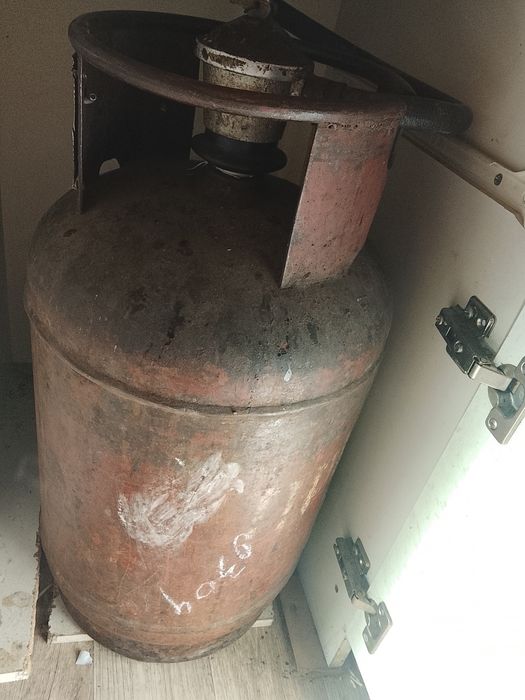 Продам газ баллон