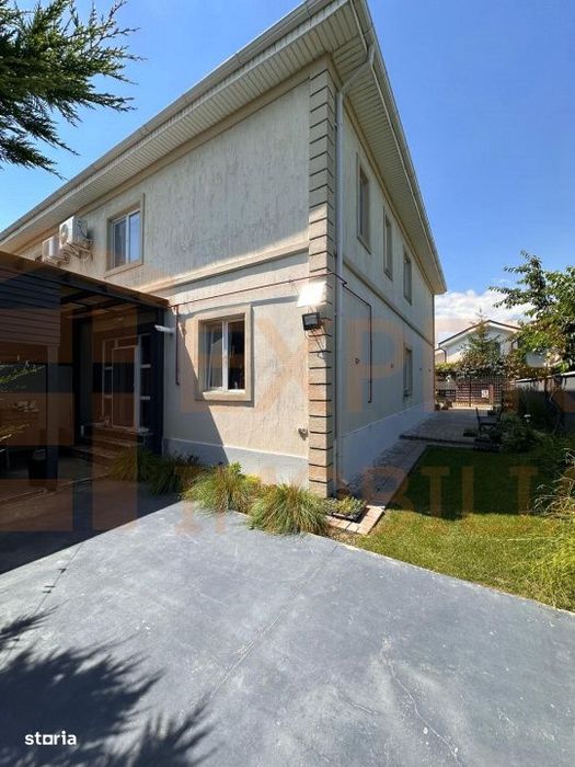 Casa de vanzare in Mamaia Sat, P+1 cu pod, 250 mp teren