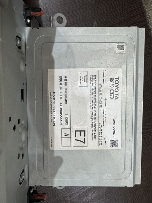 Продам магнитолу