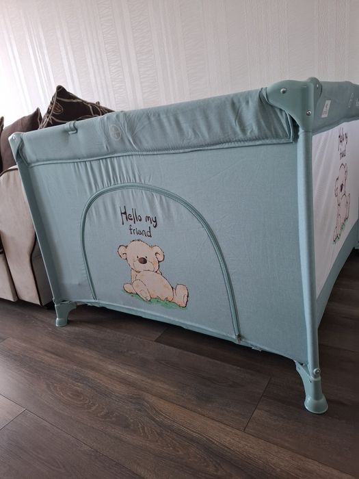 Продавам кошара за игра Lorelli