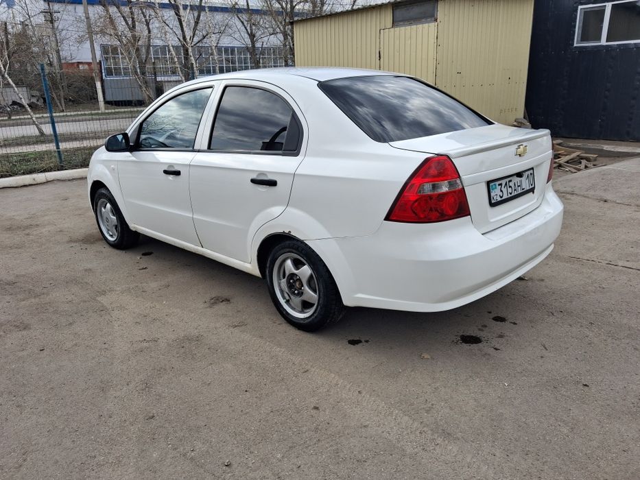 Продам шевролет авео