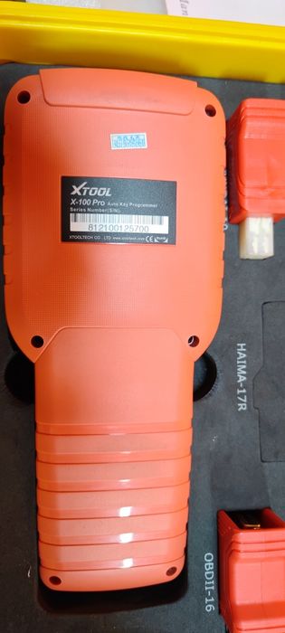 Оригинален ръчен програматор за автоматични ключове Xtool X100 Pro