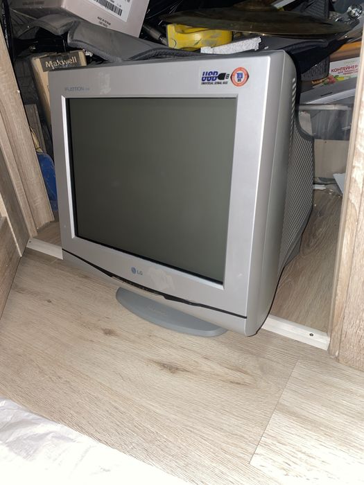 Монитор продам классический
