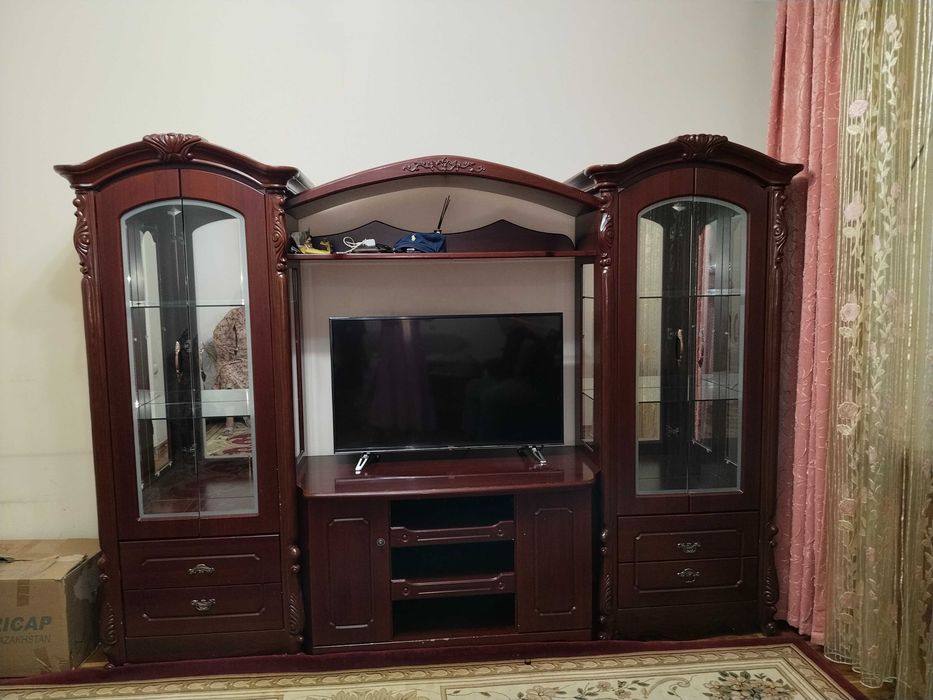 Продам стенку для гостиной