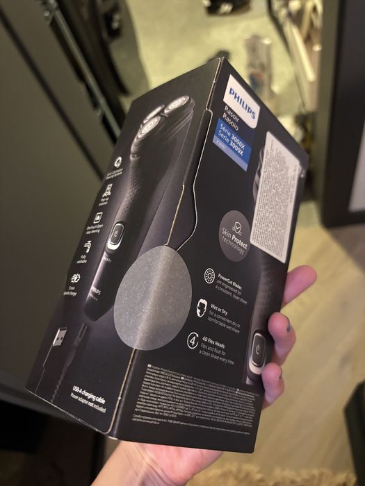 Електрическа самобръсначка Philips 3000