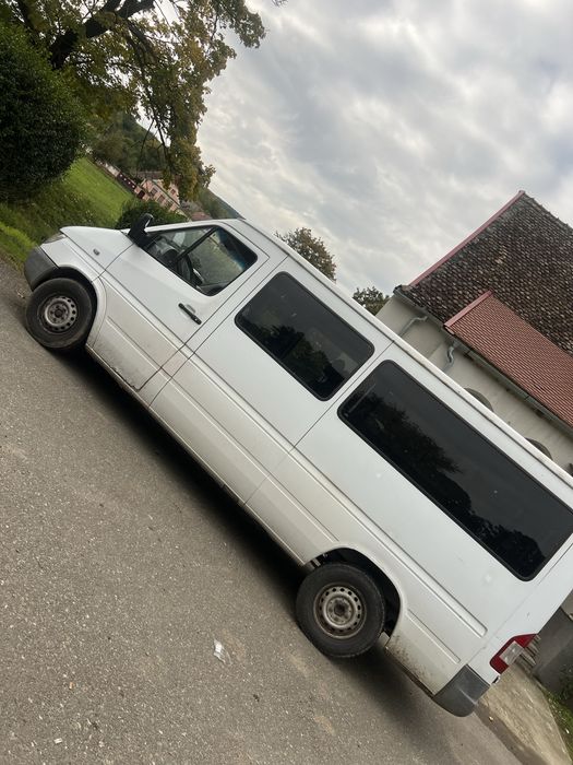Mercedes sprinter 208
