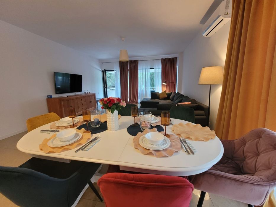 Cazare Neptun Sea Home apartament  4 camere