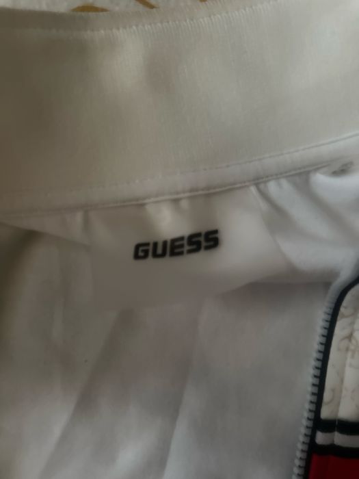 vand compleu guess hanorac m pantaloni s nou