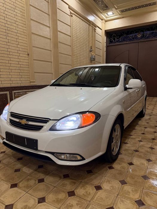 Lacetti Sotiladi!!!