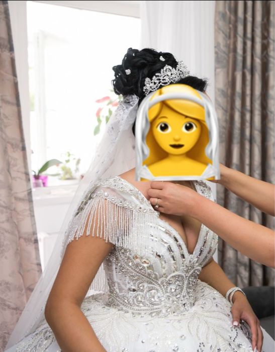 Vand Rochie de mireasa printesa coronita voal geanta