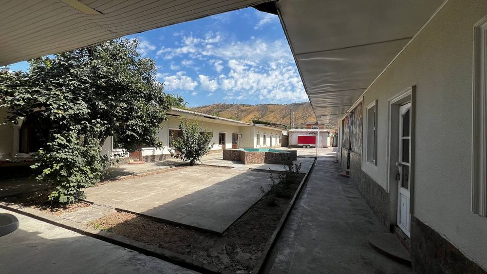 Срочно сотилади!Фасад 20 метр узунасига 50 метр