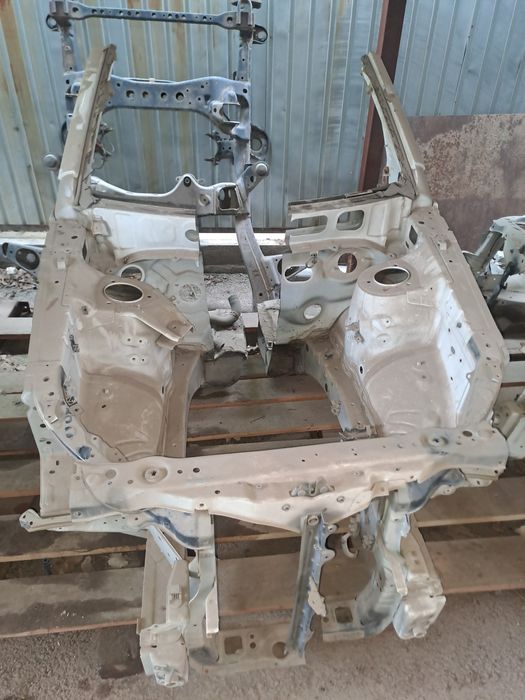 лонжерон Тайота Хайландер